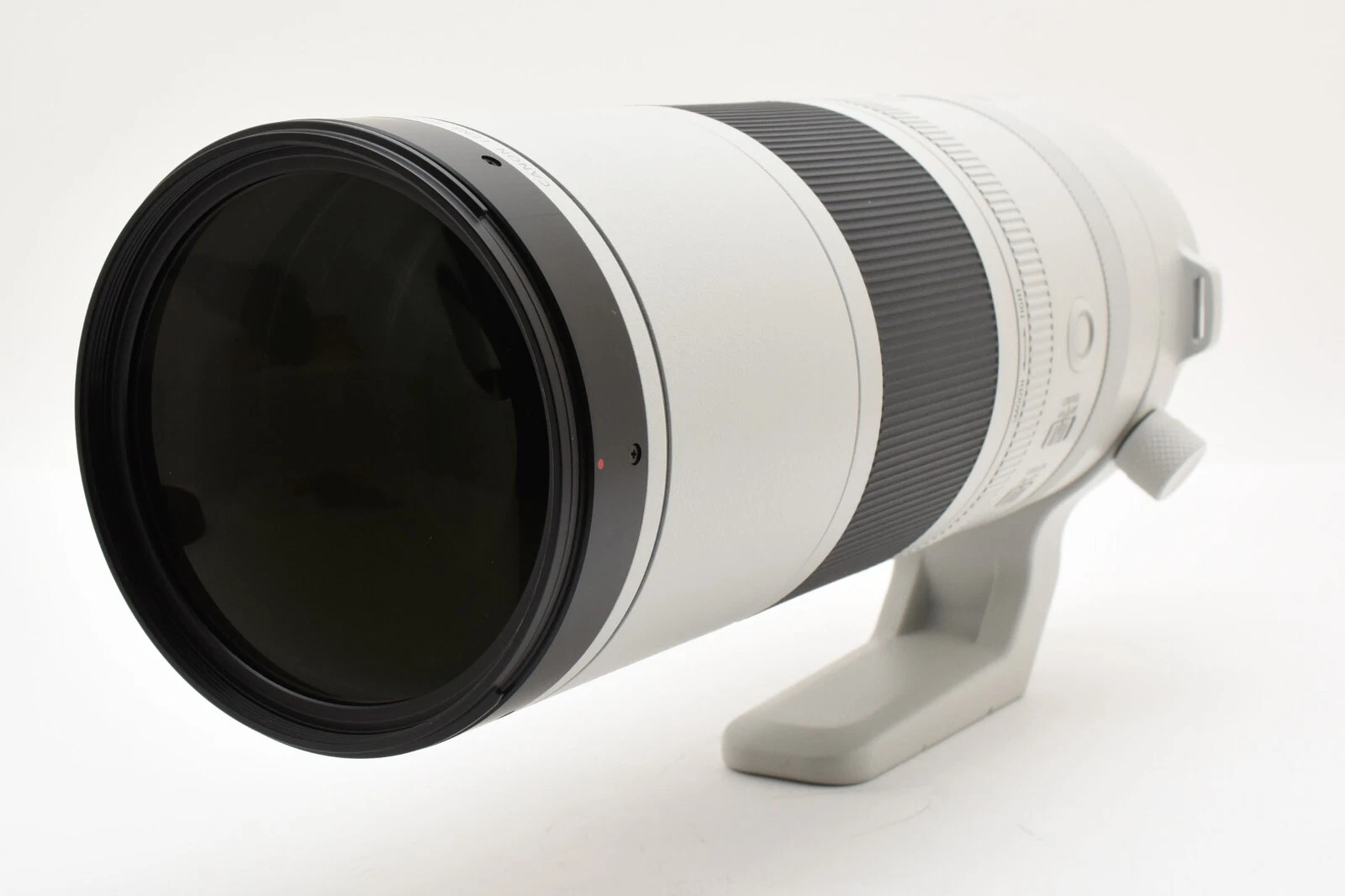 Canon RF 200-800mm f/6.3-9 IS USM Hire & Rental in Nairobi, Kenya